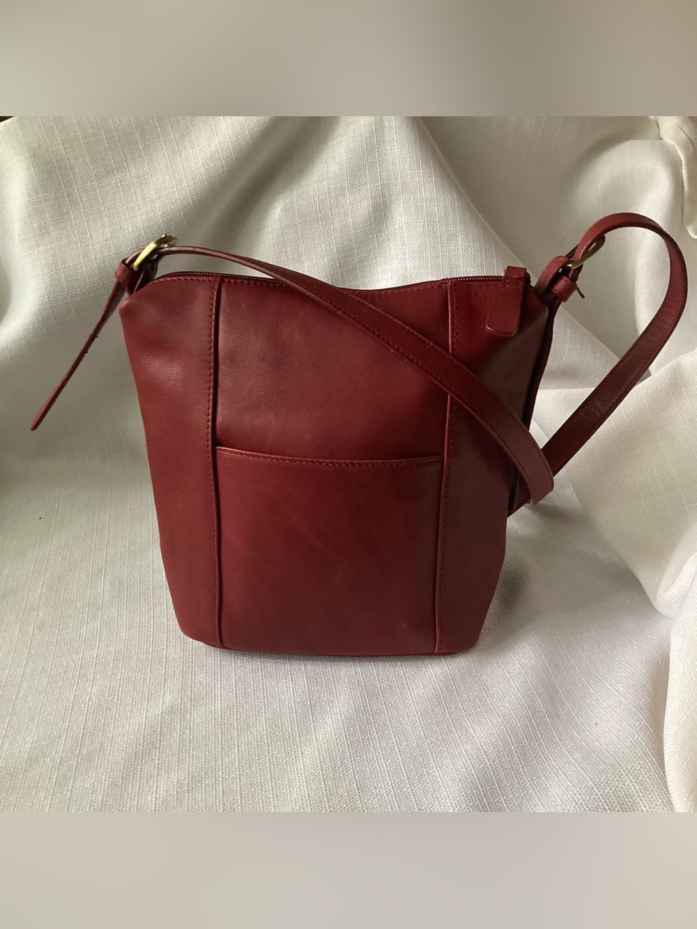 St. John's Bay Red 100% Cowhide Leather Outer Purse!